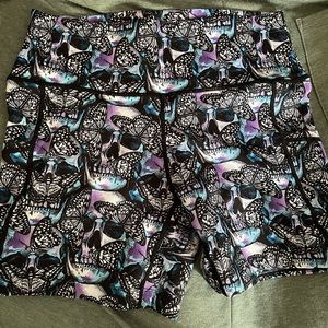 Constantly Varied Gear Metamorphosis shorts 5in inseam size Large  brand new